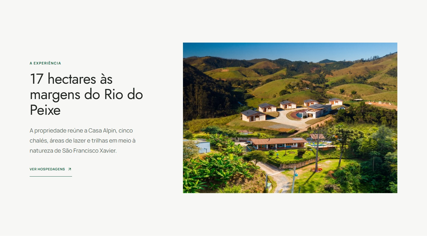 Casa Alpin homepage interface with navigation, editorial text and call to action